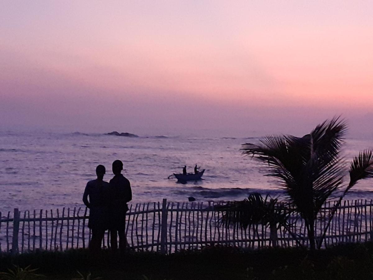 Samudra Beach Resort Tangalle Exterior foto