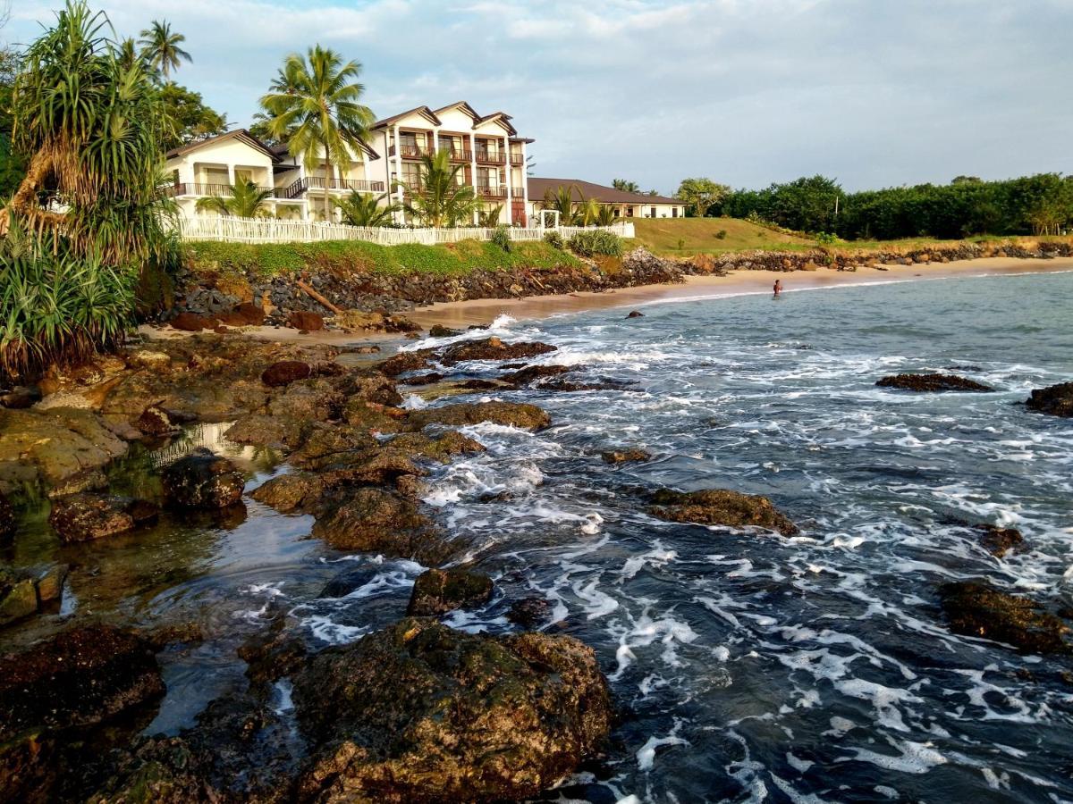 Samudra Beach Resort Tangalle Exterior foto