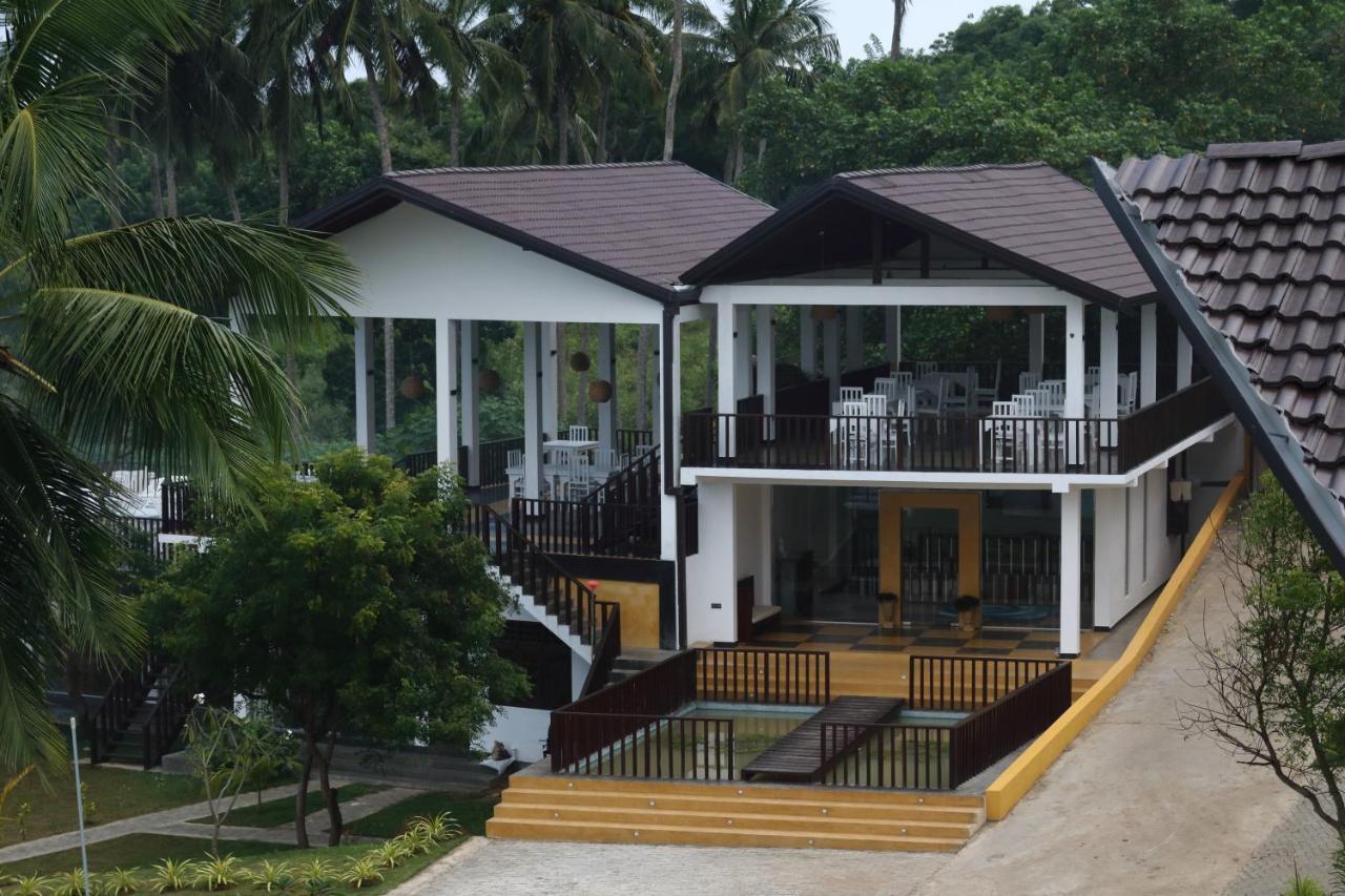 Samudra Beach Resort Tangalle Exterior foto